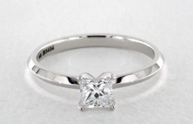 Solitaire Engagement Ring-Princess 0.50 carat D-VVS1